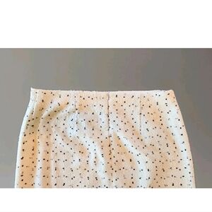 Ann Taylor White and Black Dot Knee Length Tweed Texture Skirt Size 14 EUC